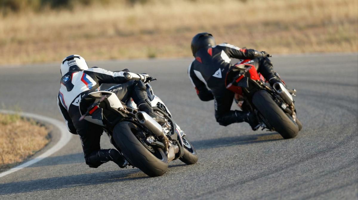 Como fazer uma curva perfeita no asfalto