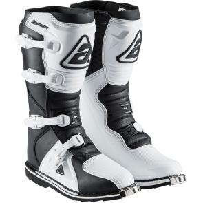 Bota Answer AR1 - Preta