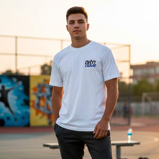 Camiseta Oito Nove Company Born to Ride