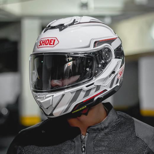 Capacete Shoei GT-Air 3 Discipline TC-6