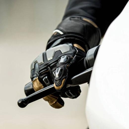 Luva Macna Powertrack