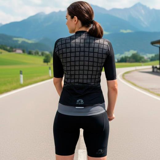 Macaquinho Feminino Mynd Aero Preto