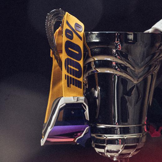 Óculos 100% Armega Difenbak