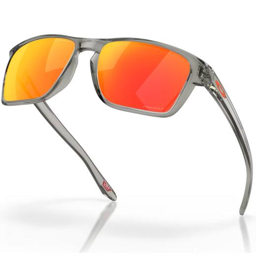 Óculos Oakley Sylas Grey Ink/Prizm Ruby