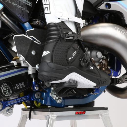 Pedaleira Zeta / DRC Ultra Larga 57mm YZF 250 01/23 + YZF 450 03/22 + WRF 250 01/23 + WRF 400/450 99/23