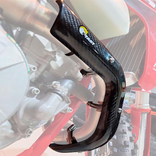 Protetor de Curva Carbono Start GasGas EC 250/350F 4T 24/25 + EX 350F 4T 24/25 + Husqvarna FE 250/350 4T 24/25 + KTM EXC-F 250/350 4T 24/25
