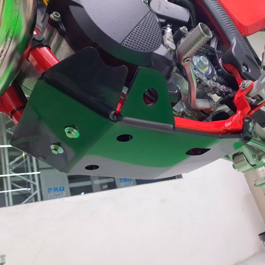 Protetor de Motor Plástico Start KTM EXC 250/300 2T 24/25 + Husq TE 250/300 2T 24/25 + GasGas EC 250/300 2T 24/25