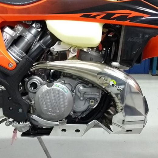 Protetor de Motor e Curva Start KTM EXC 300 2T 20/23 + Husq TE 250/300 2T 20/23 + GasGas EC 250/300 2T 21/23 