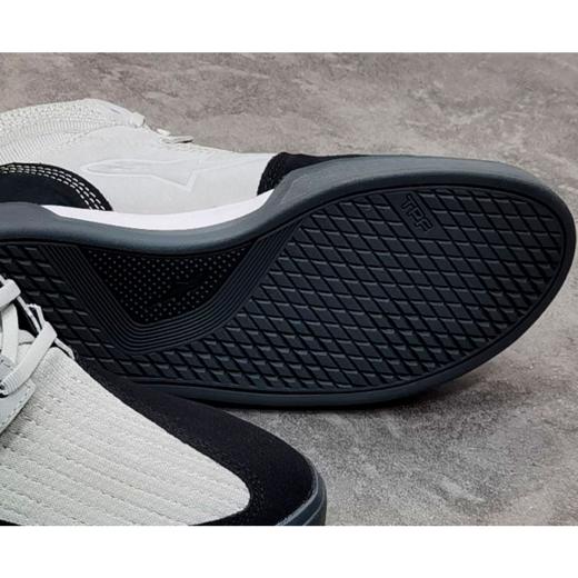 Tênis Alpinestars Primer Riding Cinza Claro