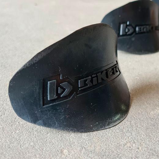 Trava de Pneu Traseiro Biker 1.85