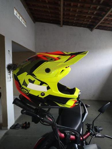 Capacete Asw Fusion - Preto/Amarelo