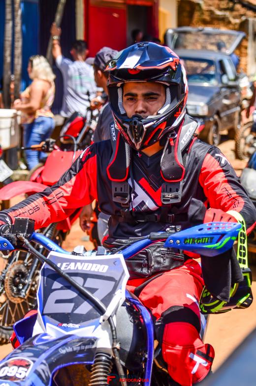 Capacete Mattos Racing Combat MMXIV